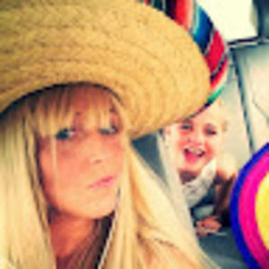 Meet your Posher, Carrie